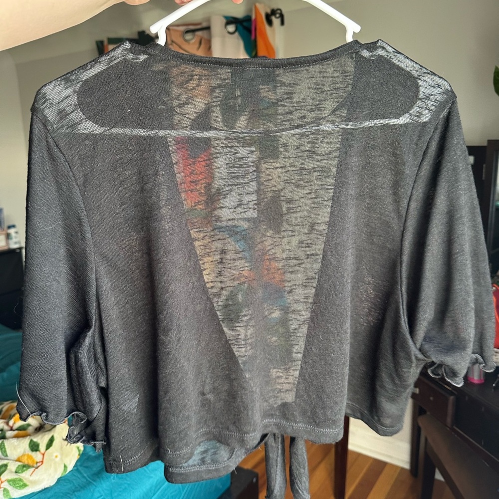 🖤Torrid slub knit tie front shrug 3/4 sleeve - Picture 8 of 10